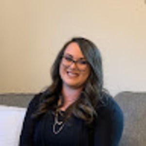 Meet your Posher, Naomi